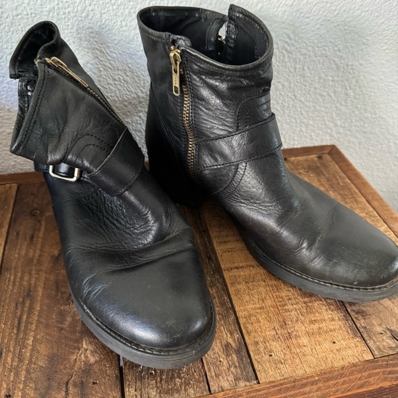 Steve Madden Tiarraa Black Leather Moto Ankle Boots 8.5 Edgy Grunge Streetwear - Picture 9 of 12